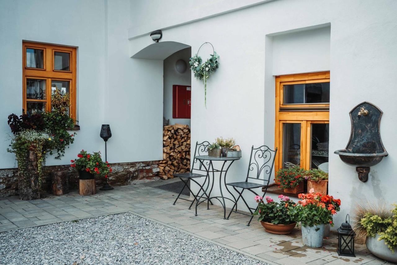 Cakyho Kuria - Mezonetovy Apartman S Krbom A Saunami Smižany Exterior foto